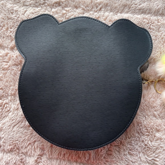 Black Pig Purse with Metal Chain Strap - Picture 2 of 3